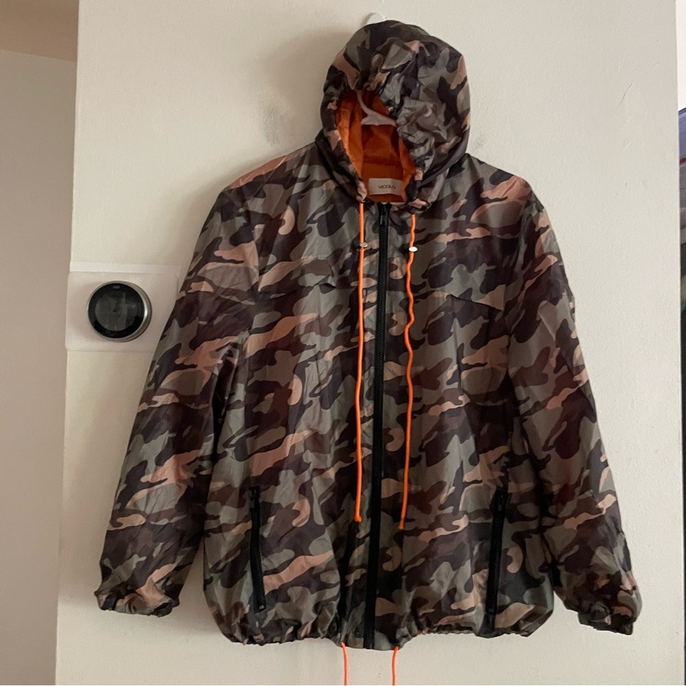 Vicolo Camouflage Hooded Jacket size small - Picture 2 of 6